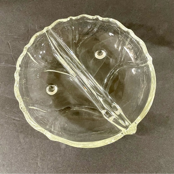 Vintage Viking Glass Divided Footed Relish Dish Leaf Pattern MCM Clear Glass - Picture 2 of 9
